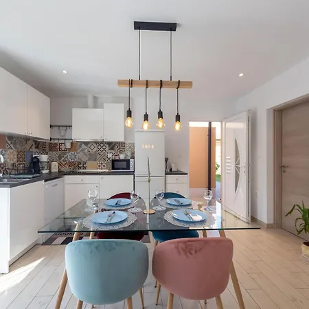 Amazing In With Kitchen Lejlighed